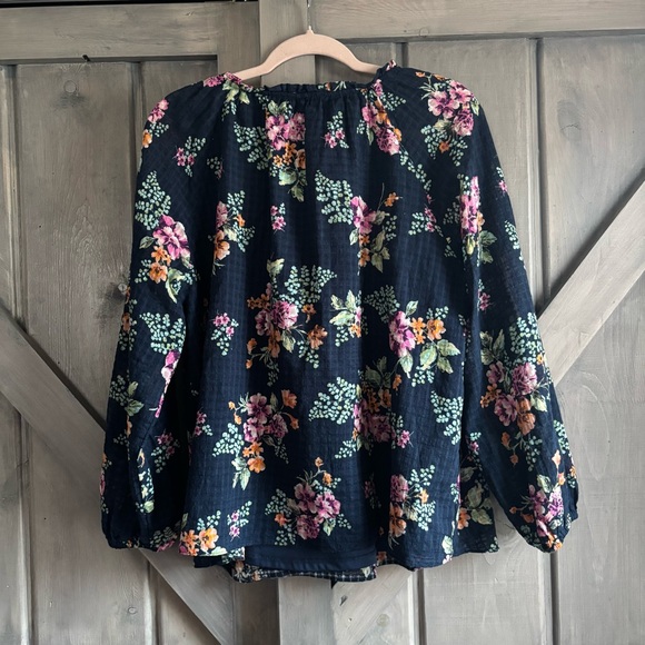 Lauren Conrad Navy Blue Plaid Floral Peasant Blouse Size L Spring semi sheer - Picture 7 of 7